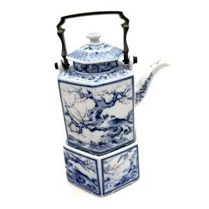 Vintage Dolphin Dynasty Blue Porcelain Hexagonal Teapot Warmer & Brass Handle